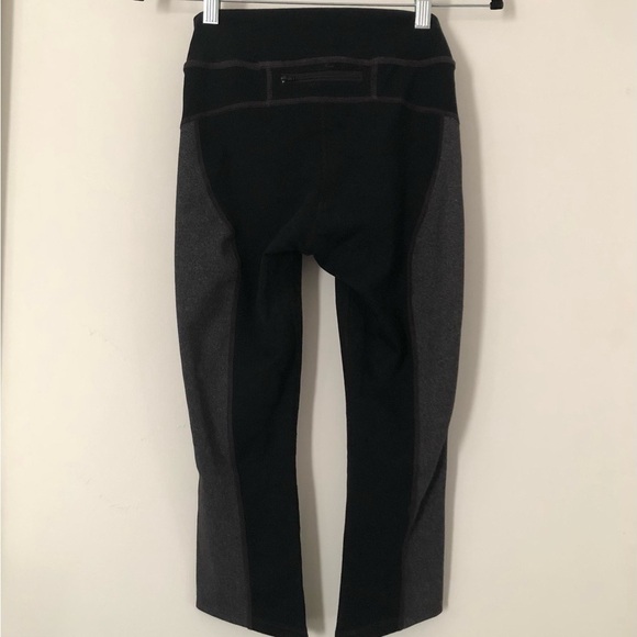 DDCC Capri Leggings SM~XSM - Picture 6 of 13